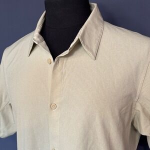 Lululemon Live in Practice Button Down Shirt | Size Large | Yellow‎ Lime Stretch